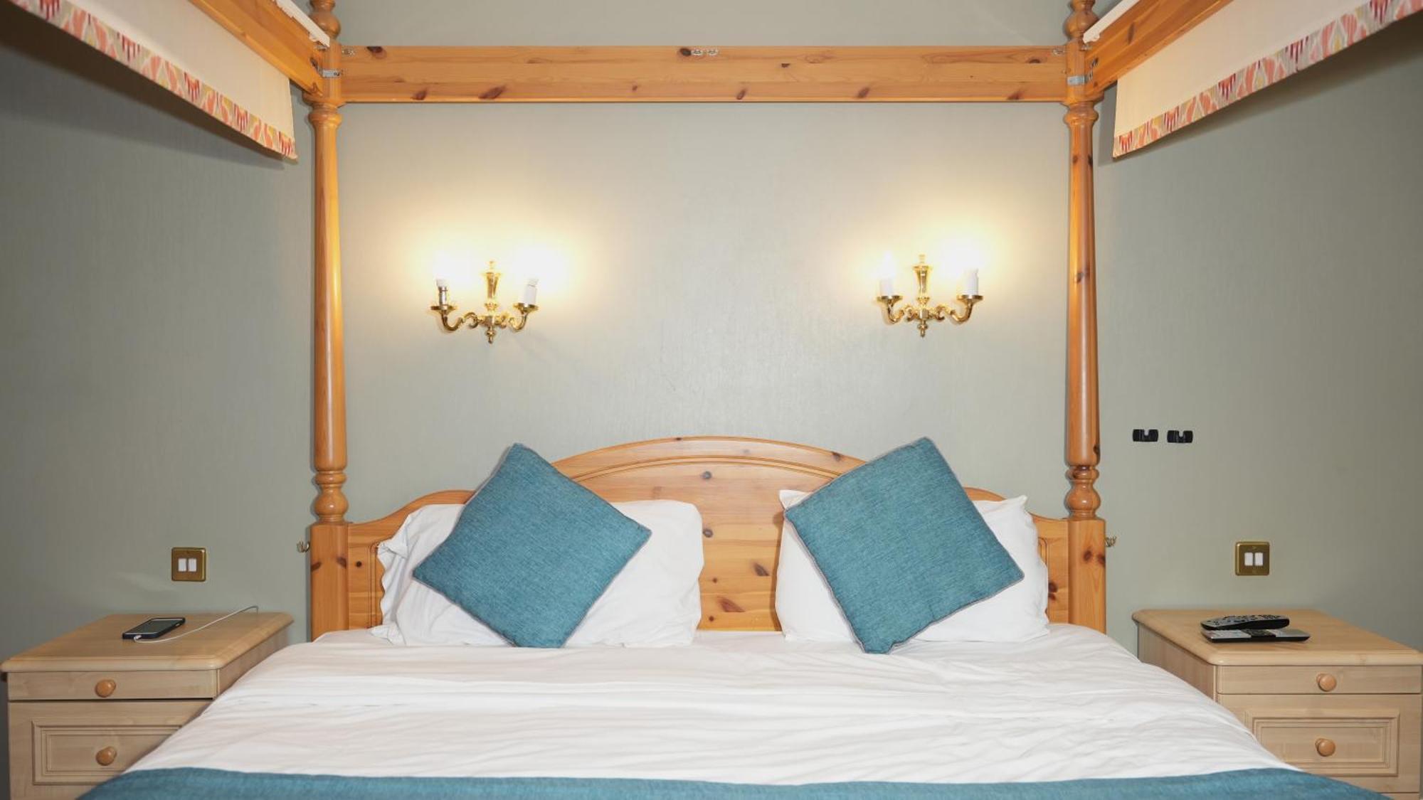 Consort Hotel Ротерхам Экстерьер фото
